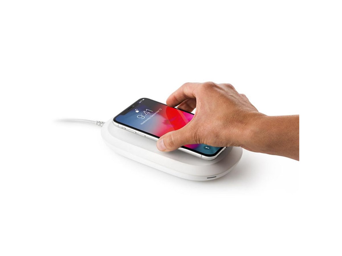 サンディスク、バックアップ機能付き「iXpand ワイヤレスチャージャー