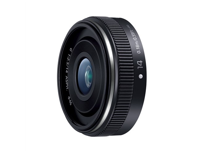 パナソニック、デザインを一新した小型パンケーキレンズ「H-H014A