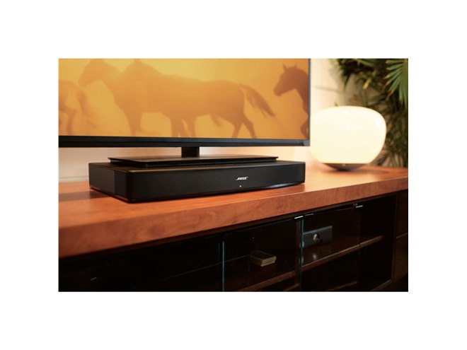 ボーズ、Bluetooth対応のテレビ台座型スピーカー「Solo 15 Series II