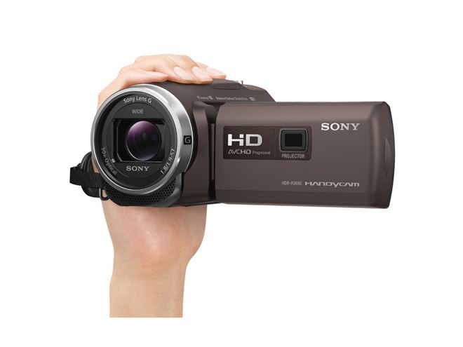 ソニー、64GBメモリーを内蔵した空間光学手ブレ補正対応HDハンディカム