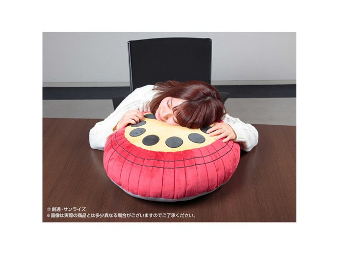 機動戦士ガンダム」ガンダム＆ギャンのひとやすみシールドクッション