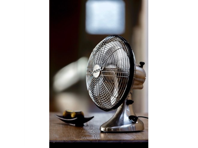 ボルネード、アールデコ調の卓上扇風機「シルバースワン」が復活
