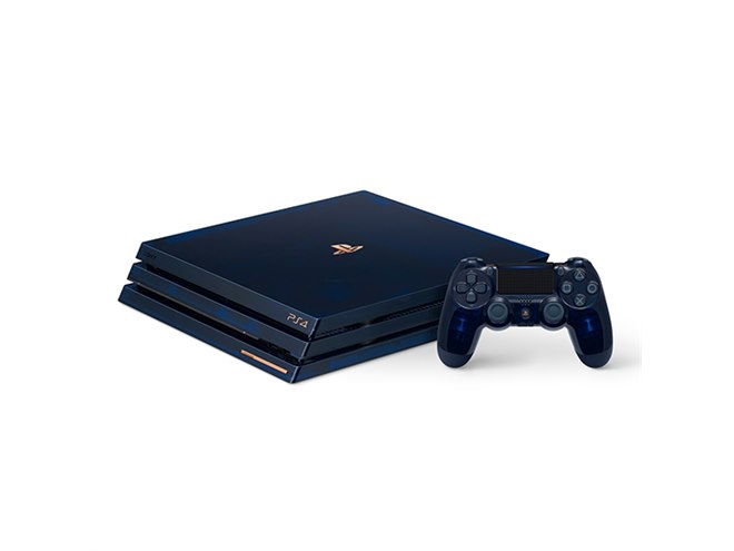ソニー、濃紺スケルトンデザインの「PlayStation 4 Pro」全世界5万台