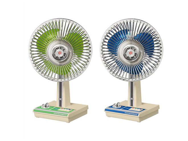 懐かしのレトロ扇風機を全高17cmで再現、首振り機能やタイマー機能付き