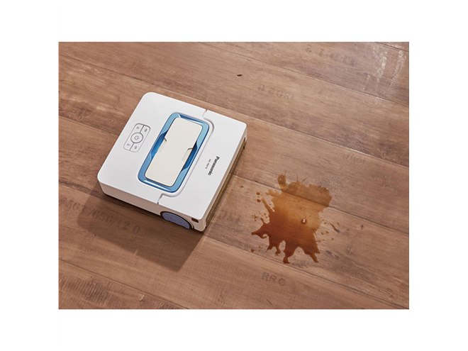 パナソニック、市販シートにも対応した床拭きロボット掃除機「Rollan