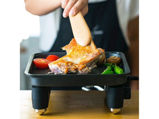 よりコンパクトになった、極薄ヒーター採用ホットプレート「abien