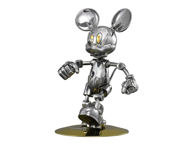 11万円、全長約34cmのダイキャスト製「ミッキー」アクション