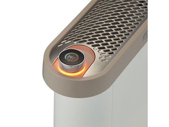 デロンギ・マルチダイナミックヒーター新モデル、軽量化＆足元から