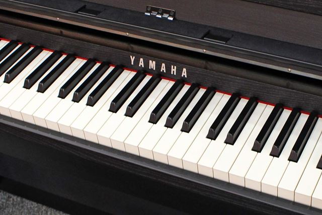 ヤマハ Clavinova CLP-775R [ニューダークローズウッド調] 価格比較