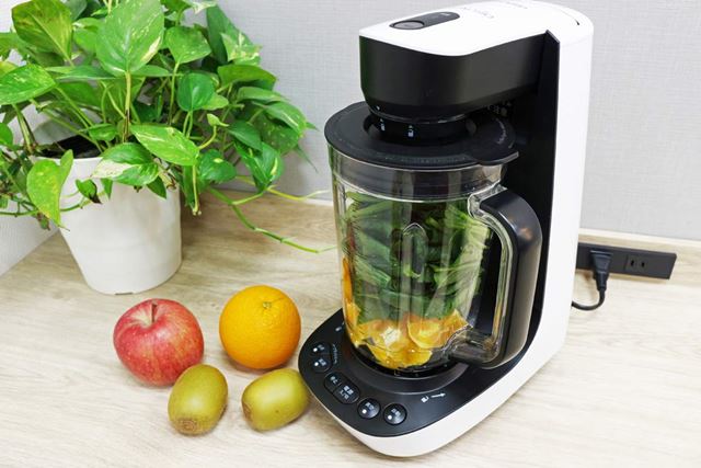 シャープ ヘルシオ 真空ブレンダー EM-SB1A-W [ホワイト系] 価格比較