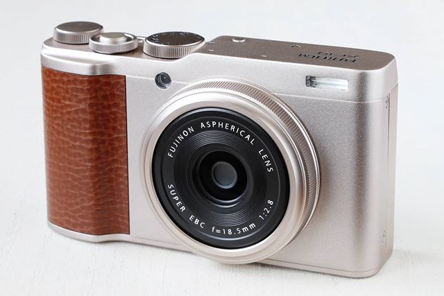富士フイルム FUJIFILM XF10 価格比較 - 価格.com