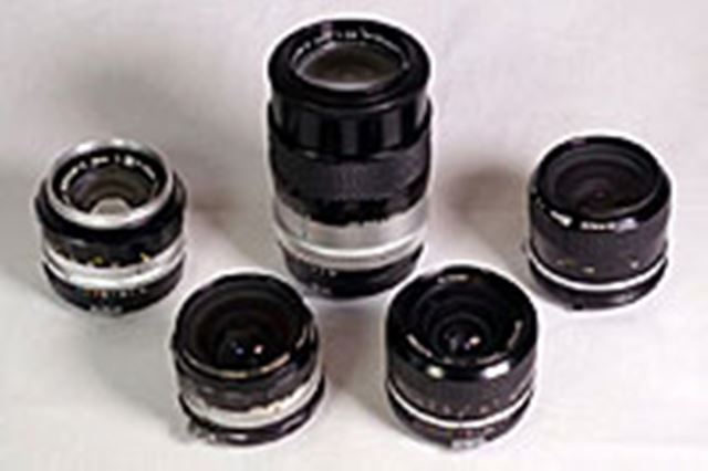 ニコン D3300 ボディ 価格比較 - 価格.com