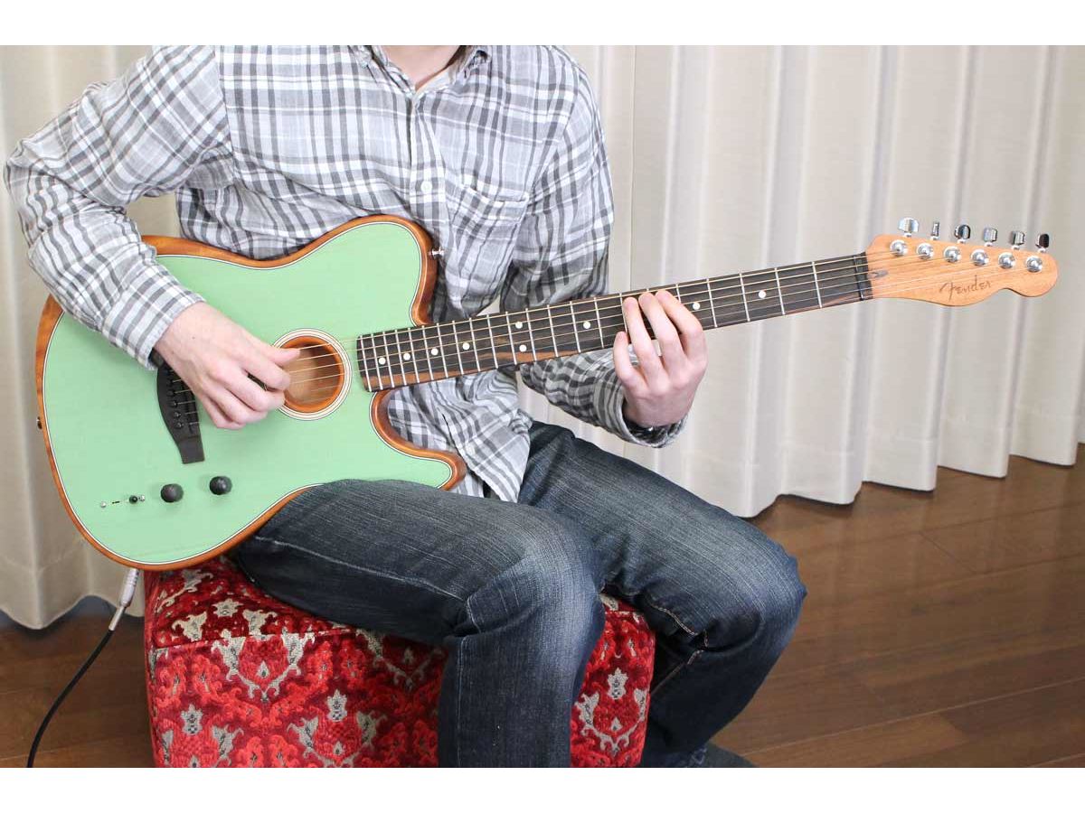 エレキとアコギが合体！ Fenderの新感覚ギター「Acoustasonic」を