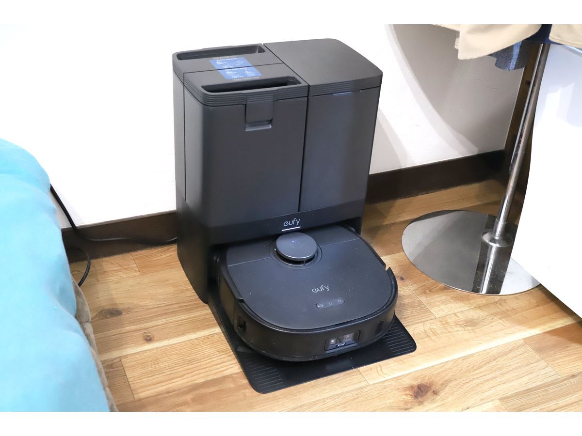 10万円切りの最上級ロボット掃除機は本当に“使えるのか”!? 猫のいる