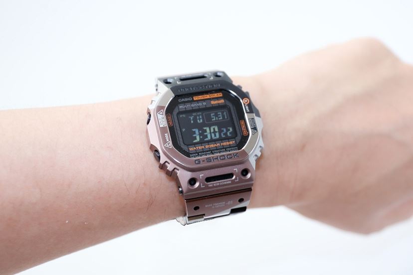 フルメタルG-SHOCK」最新作をレビュー！ 肉抜き×幾何学的カモフラ