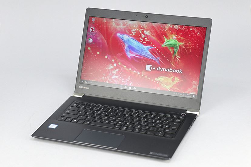 タフで長時間使える実力派モバイルノート「dynabook UX53/D」レビュー