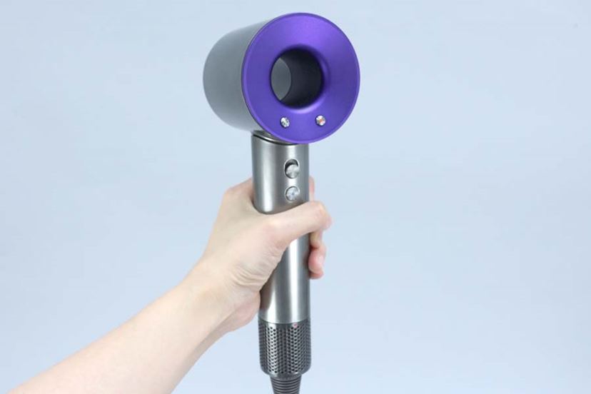 お値段以上？ 毛髪科学の観点から見たヘアドライヤー「Dyson