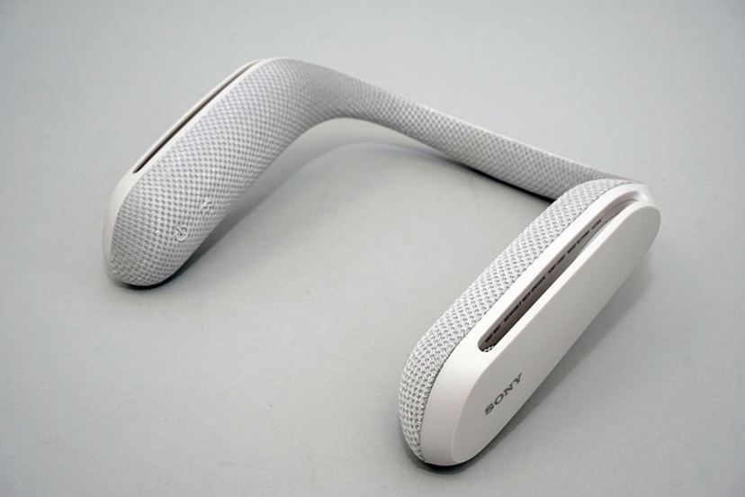 話題のウェアラブルネックスピーカー“買いの1台”はコレだ！ソニー、JBL