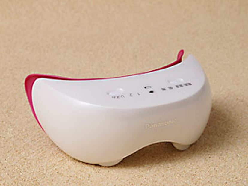 思わず寝ちゃう気持ちよさ！ パナソニック「目もとエステ」 - 価格.com
