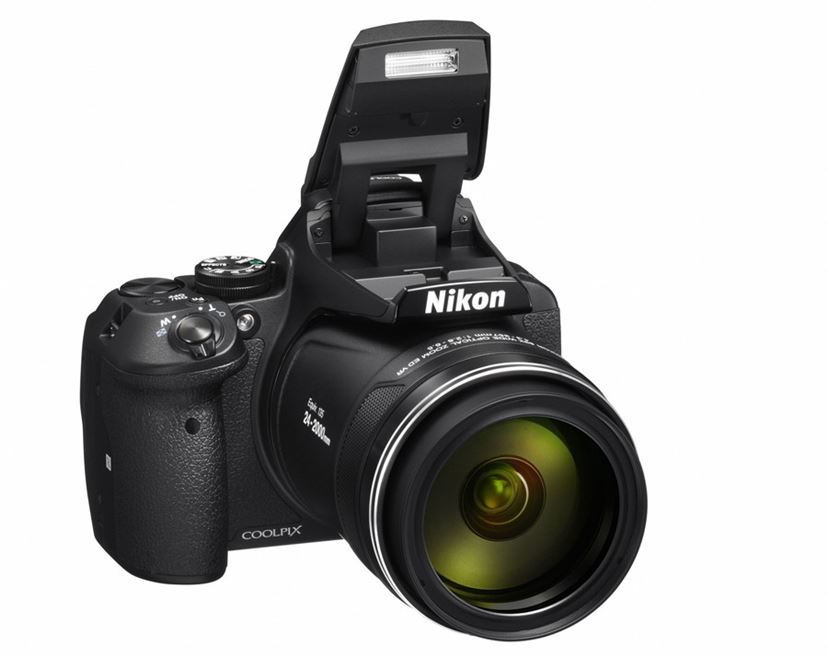 世界最高の光学83倍ズーム（2000mm相当）を実現！ ニコン「COOLPIX