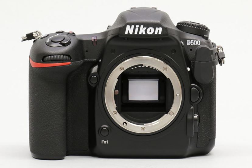 DXフォーマットの新フラッグシップ！ ニコン「D500」外観レポート