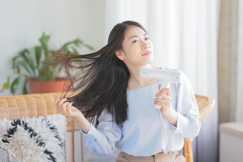 価格.com - [PR企画]テスコム「プロテクトイオンヘアードライヤー