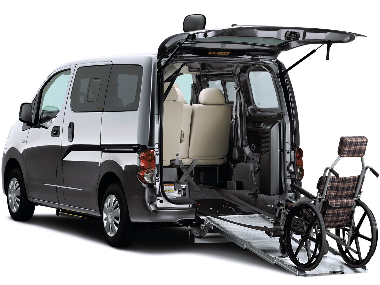 日産 NV200バネット 福祉車両 2009年モデル チェアキャブ 車いす2名