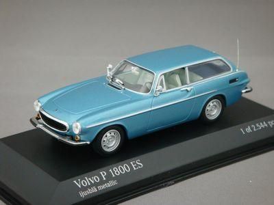 1/43 ミニチャンプス ボルボ P1800 ES 1971 （アイスブルーメタリック