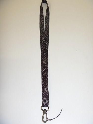 ネックストラップ 龍郷柄・4玉・色なし - 本場奄美大島紬 製造販売