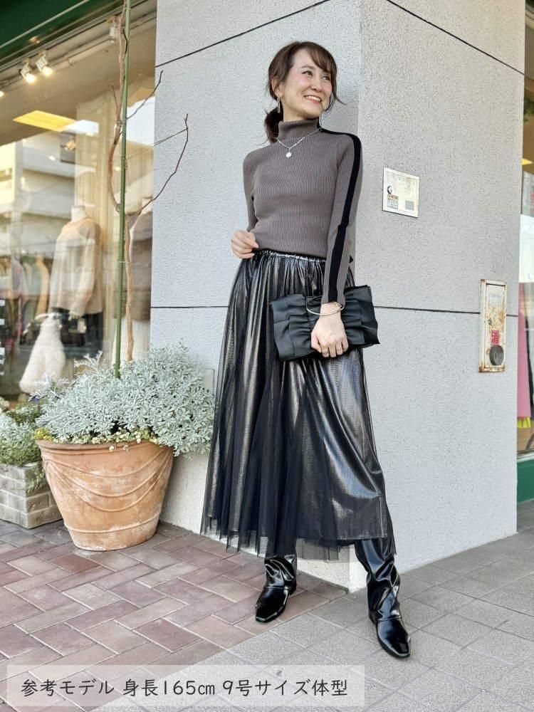 TOLNERA(トルネラ)byPriority配色ラインなめらかリブタートルニット