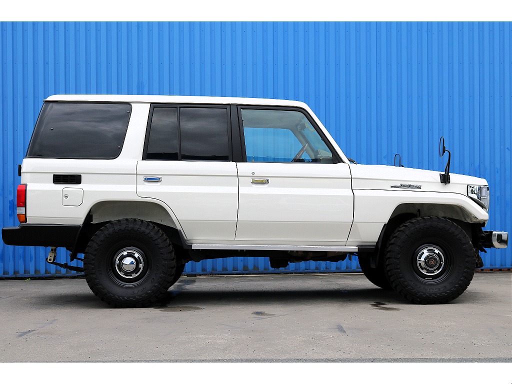 トヨタ ランドクルーザー70 4.2 LX ディーゼル 4WD(H11年式,26.4万km