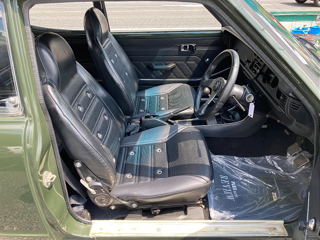 AE86 リヤシート 【破れ無し・程度良・価格交渉可】 AE86 リヤシート