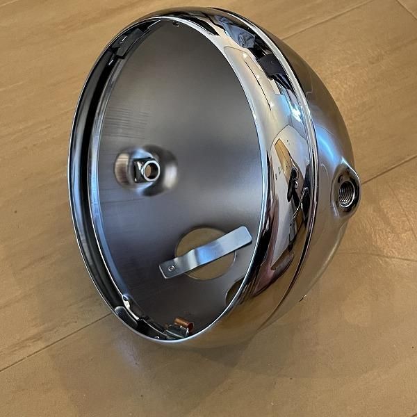 Lucas 7'ヘッドランプシェル＆リム アンメーター穴無し 79-82年タイプ