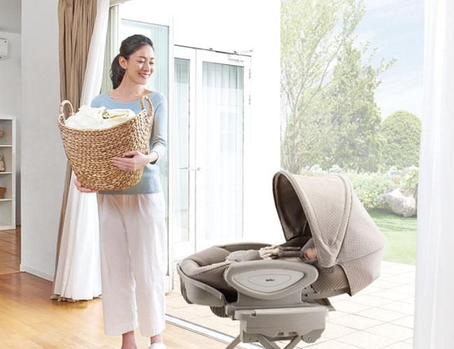 アップリカ ユラリズム オート プレミアムAB ムーンロックBR（電動