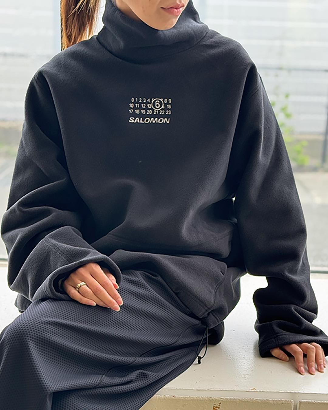 MM6 メゾンマルジェラ × サロモン｜ハイネック フリース プルオーバー