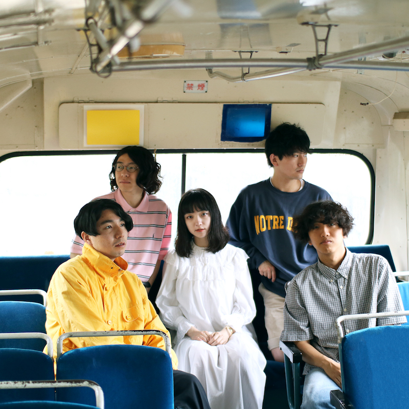 Laura day romance、両A面シングル『sad number / ランドリー