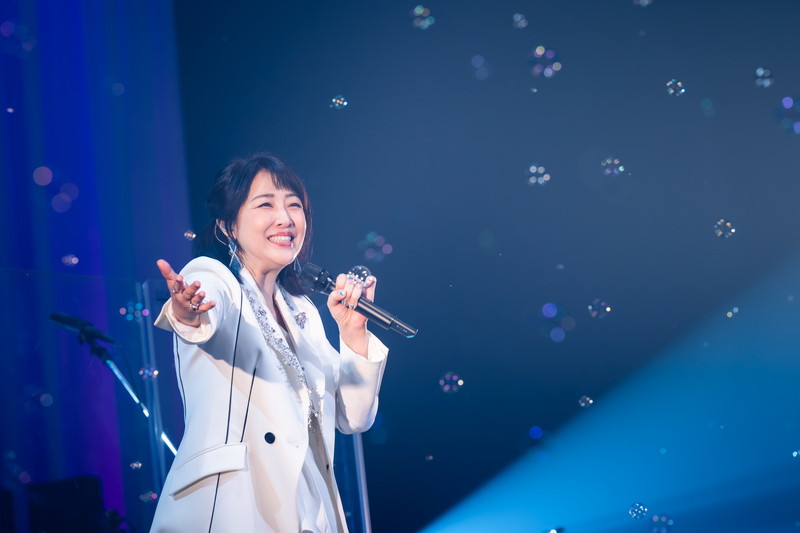 オフィシャルレポ】菊池桃子、アニバーサリーライヴ2Daysで魅せた