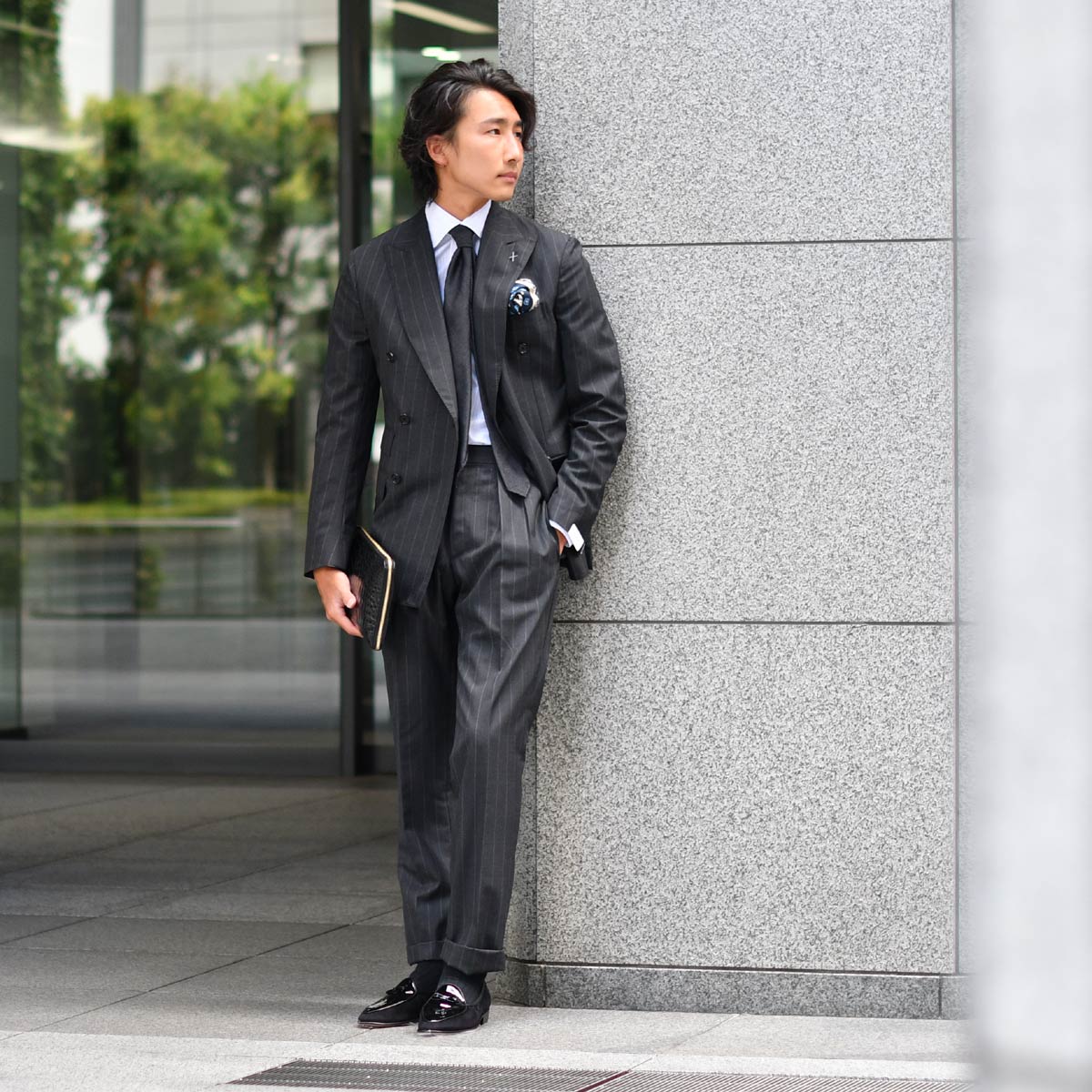 威厳と余裕を感じる、ダブルスーツスタイル！De Petrillo【デ ペトリロ