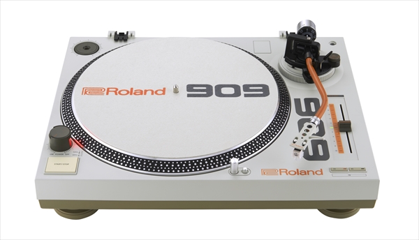 TR-909をモチーフにした限定生産のターンテーブル Roland TT-99