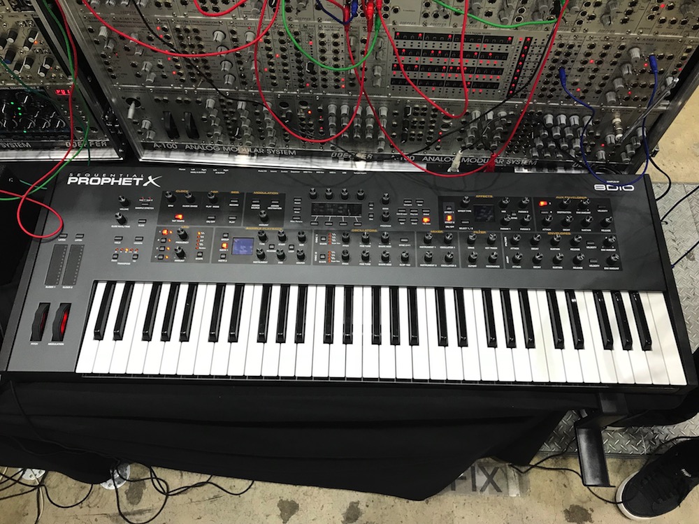 Sequential Prophet X / XL | 8DiO社のサンプルライブラリー搭載の