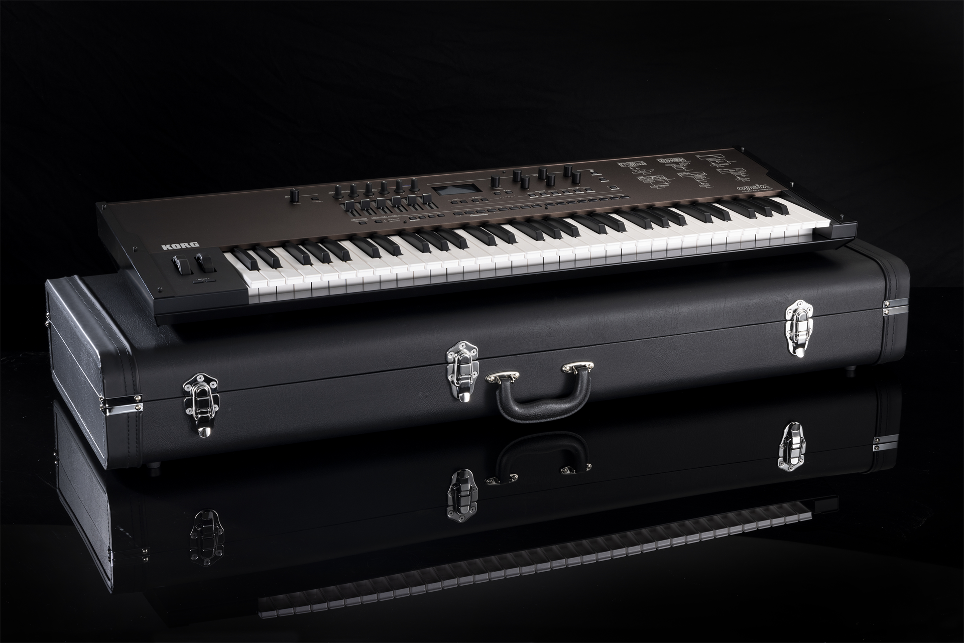 KORG OPSIX SE / OPSIX SE Platinum | 新次元のFM音源シンセサイザーが