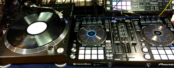 Pioneer DJ DDJ-RBよりDDJ-RRがオススメな3大ポイント | Digiland