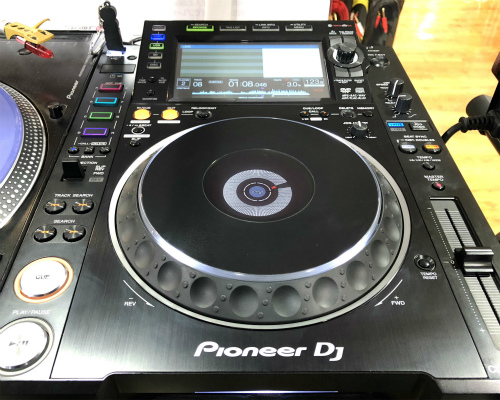 挫折しない！プロ機材に近づいた！入門DJコントローラー「DDJ-400」を