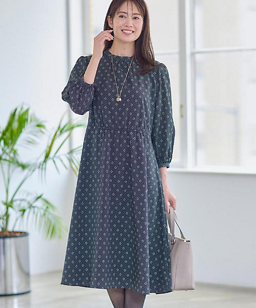 きちんと見え／通勤／セレモニーにおすすめ◎】ドット×ダイヤ柄