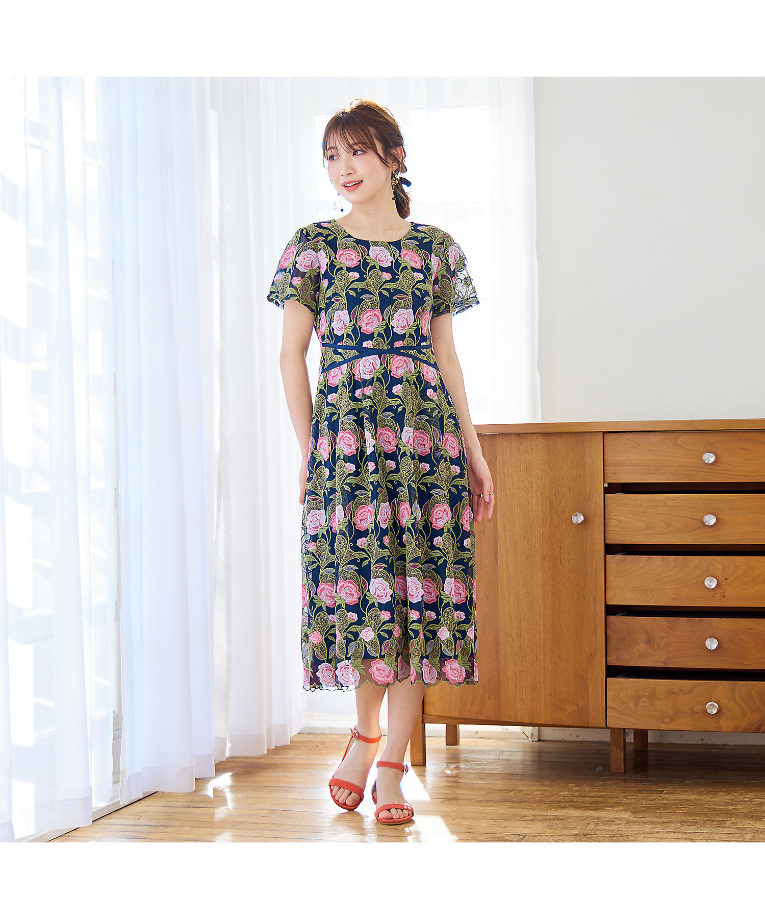 ローズチュール刺繍ワンピース（51012505） | Rose Tiara