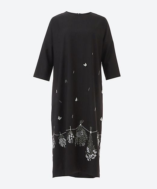 EMB swag（TR） Backタックワンピース