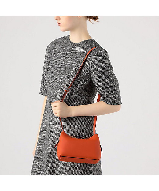 PUNTI． MAGNOLIA ショルダーバッグ | maison