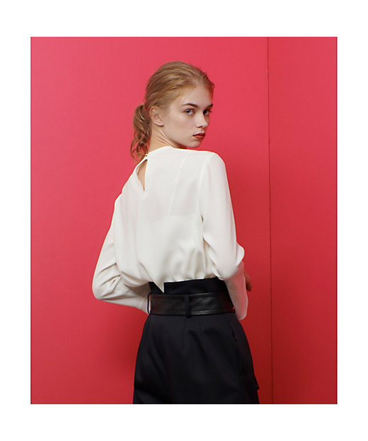 LOULOU WILLOUGHBY】ラッフルスタンドブラウス