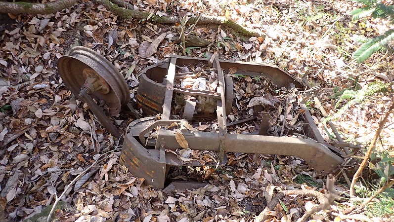 長瀞町本野上の採掘跡探索 | スロイスの石を探すぞ！