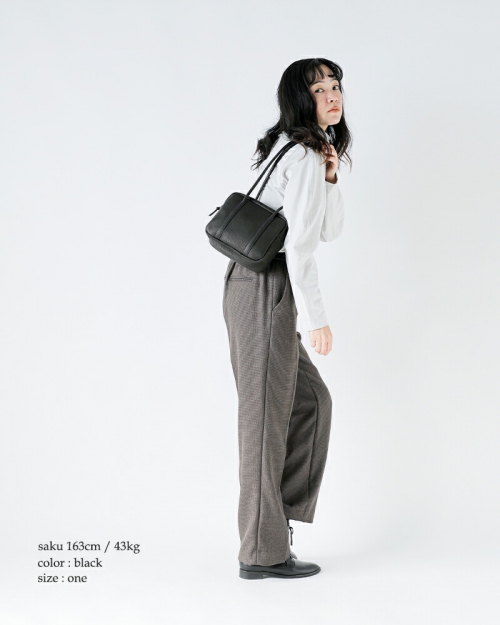 Aeta アエタ DA107 SQUARE BOSTON Long handle S ディアレザー